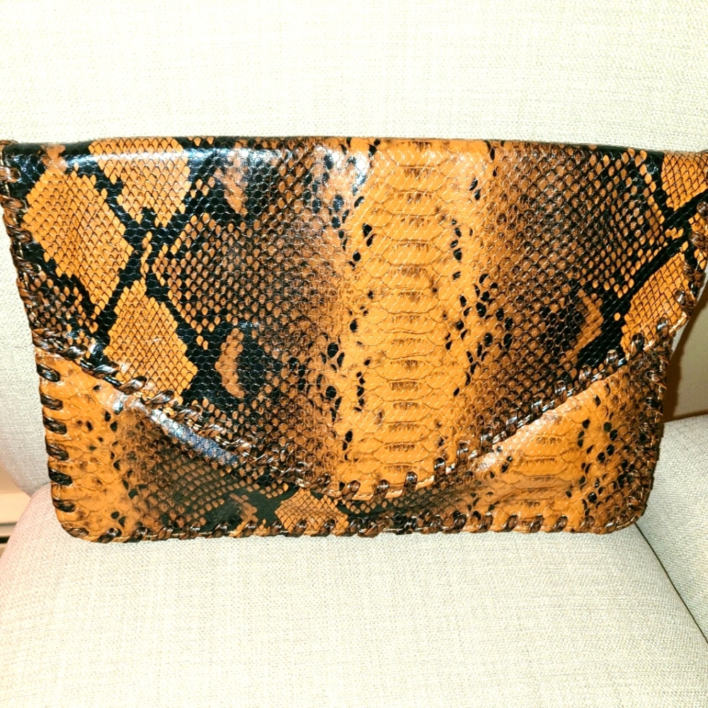 Large clutch